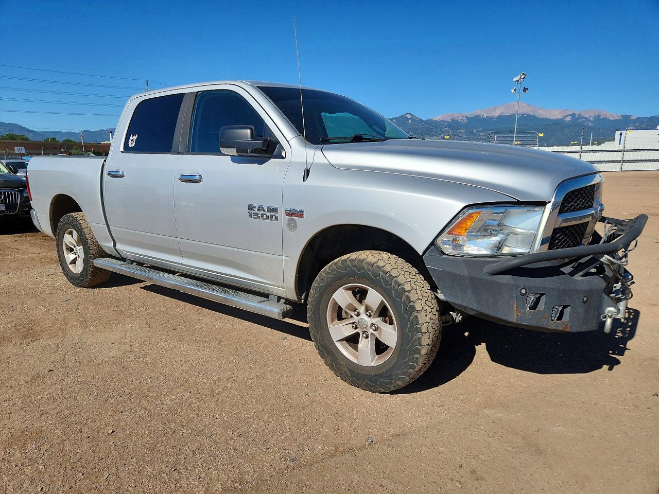 2016 RAM 1500 SLT — снимка 4