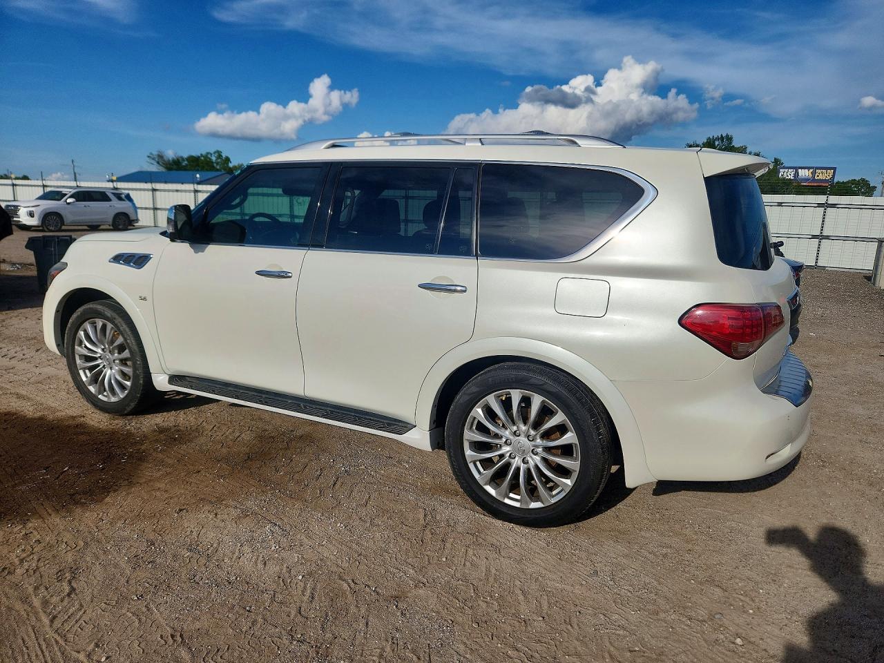 2016 INFINITI QX80 BASE — снимка 2