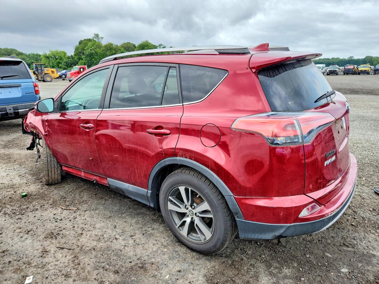 2018 TOYOTA RAV4 XLE — снимка 2