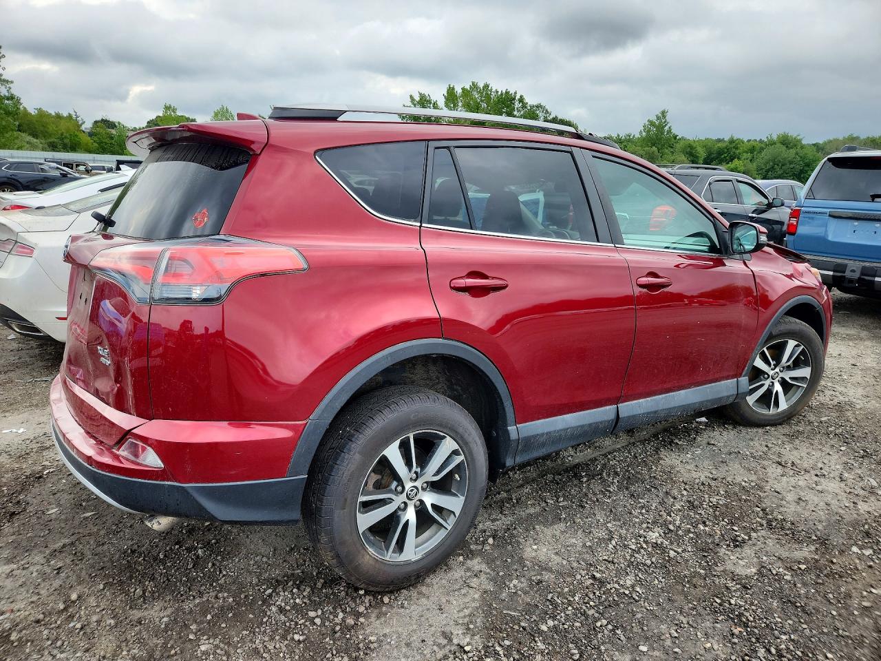 2018 TOYOTA RAV4 XLE — снимка 3
