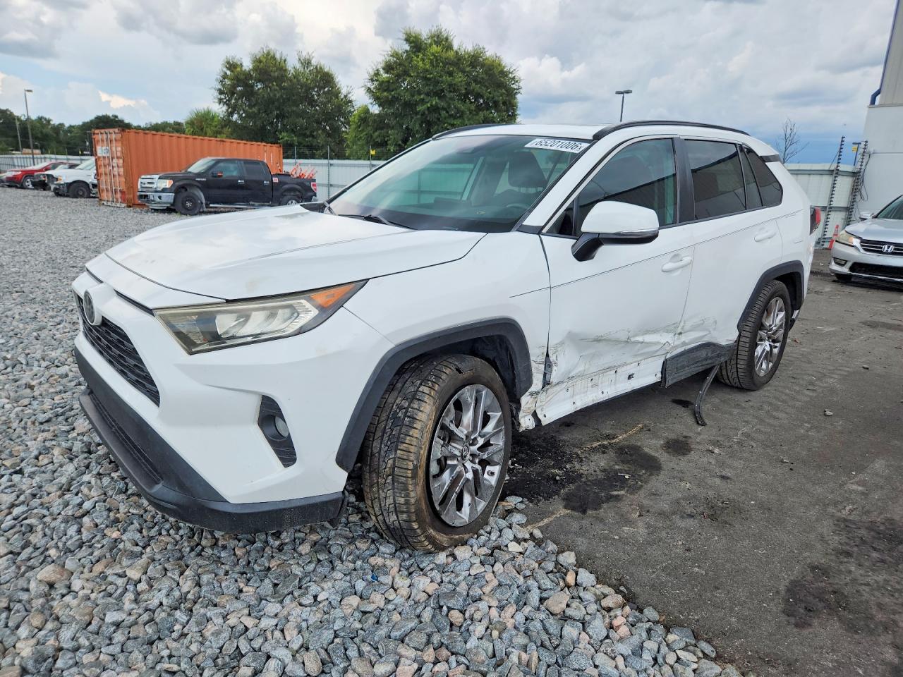 2019 TOYOTA RAV4 XLE PREMIUM