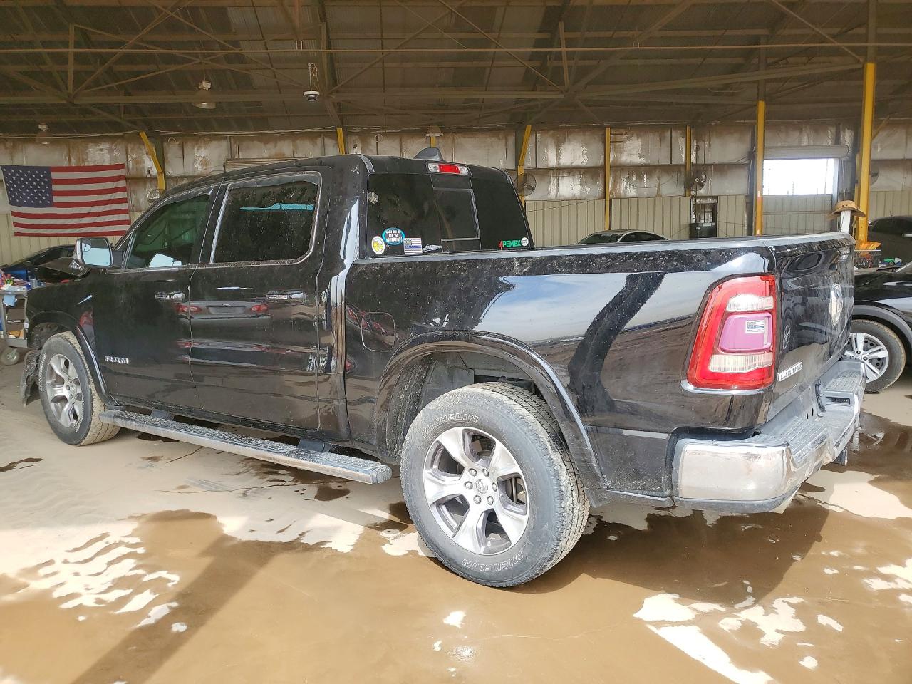 2019 RAM 1500 LARAMIE — снимка 2