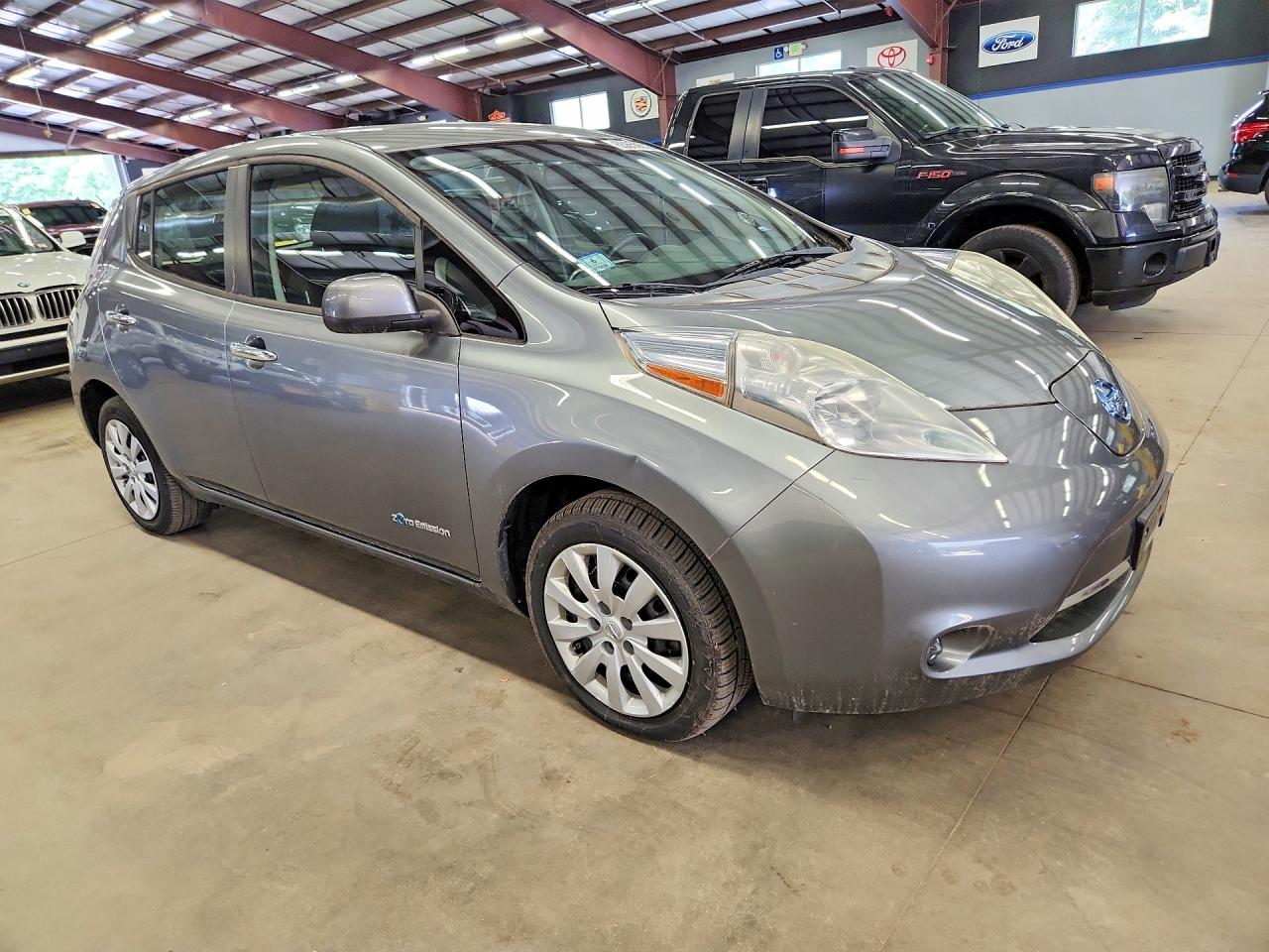 2015 NISSAN LEAF S — снимка 4
