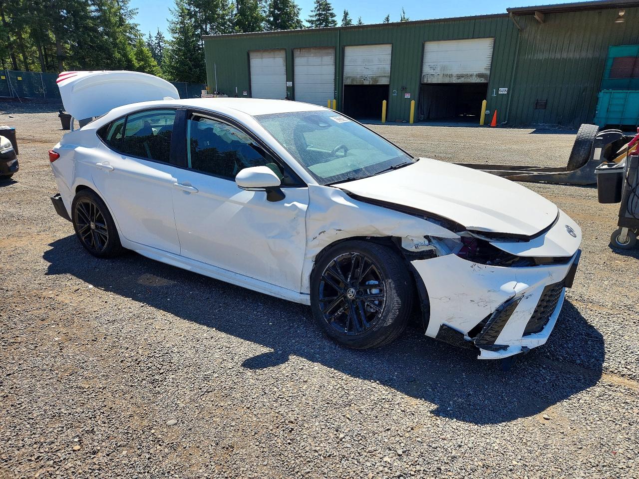 2026 TOYOTA CAMRY SE — снимка 4