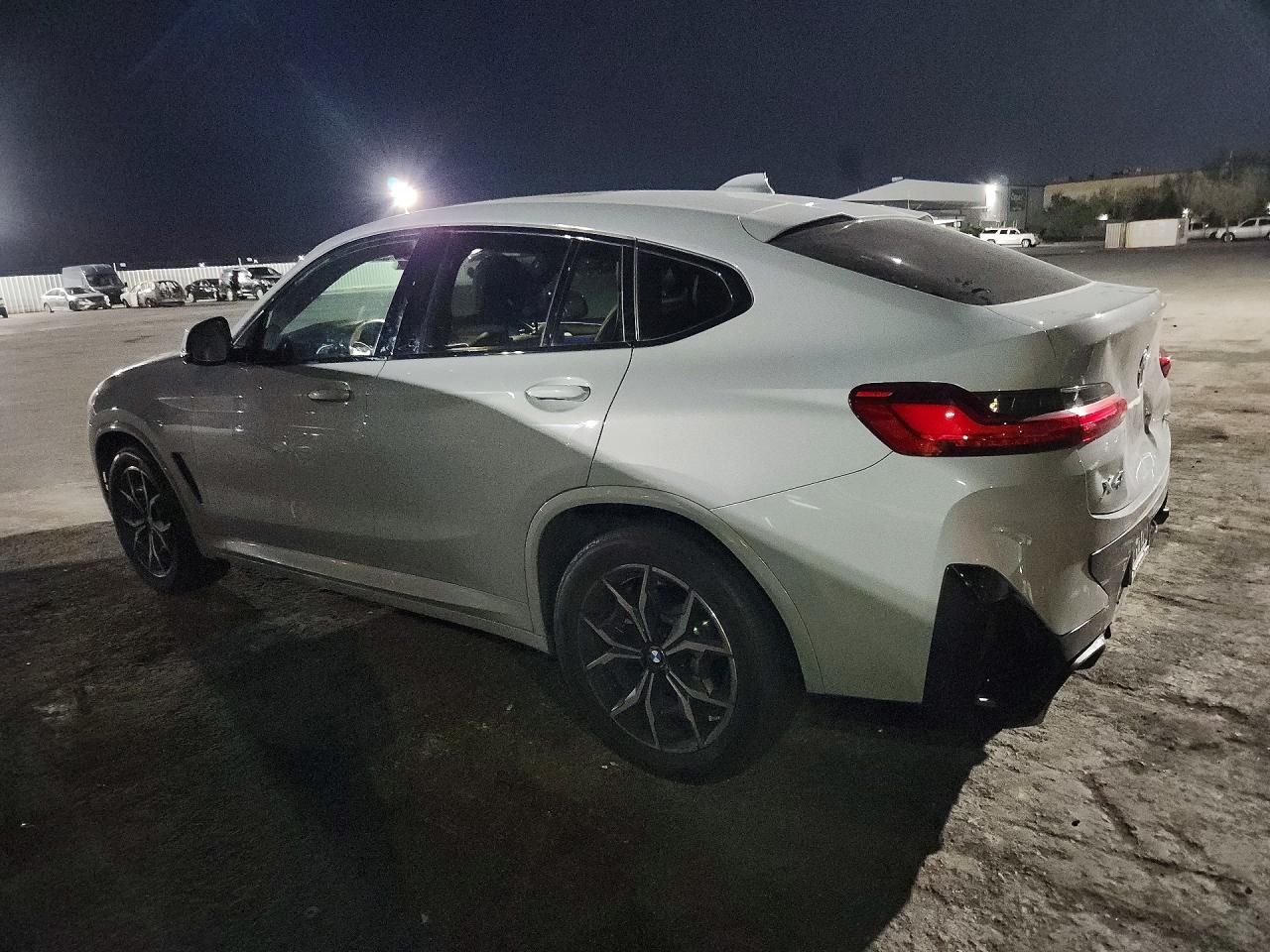 2023 BMW X4 XDRIVE30I — снимка 2