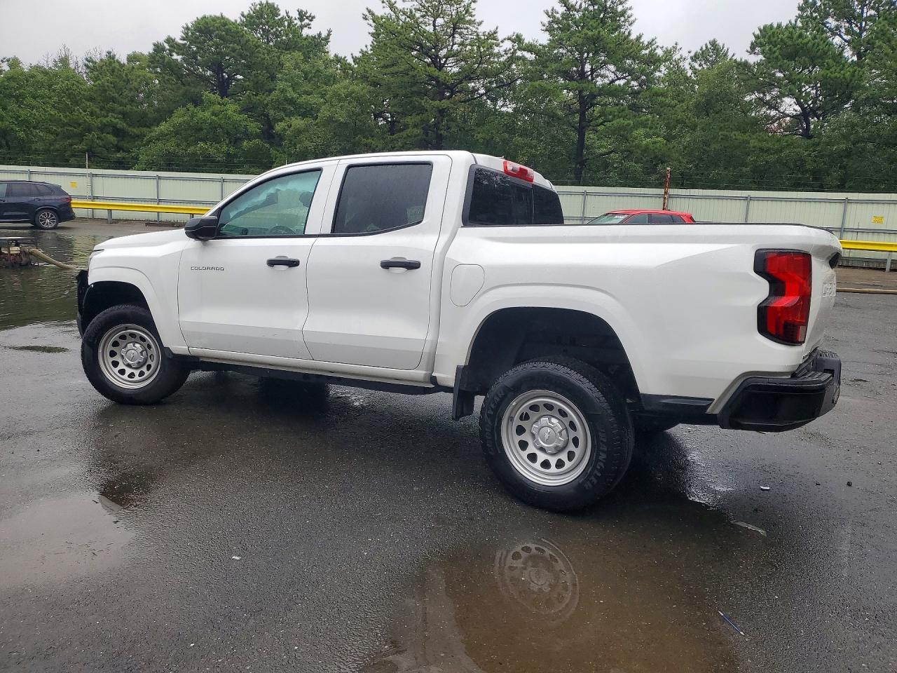 2026 CHEVROLET COLORADO — photo 2