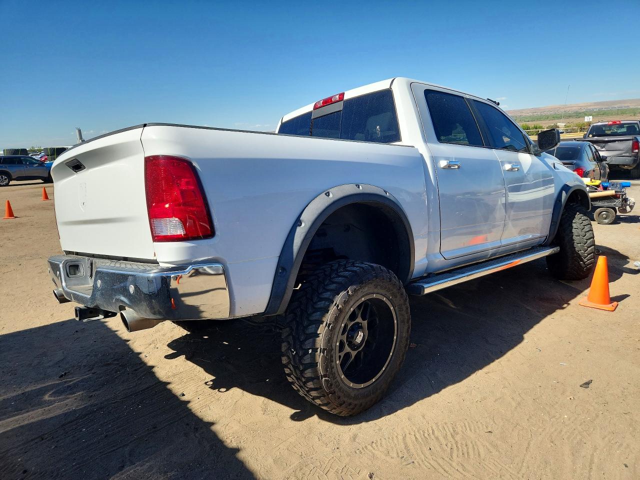 2017 RAM 1500 SLT — снимка 3