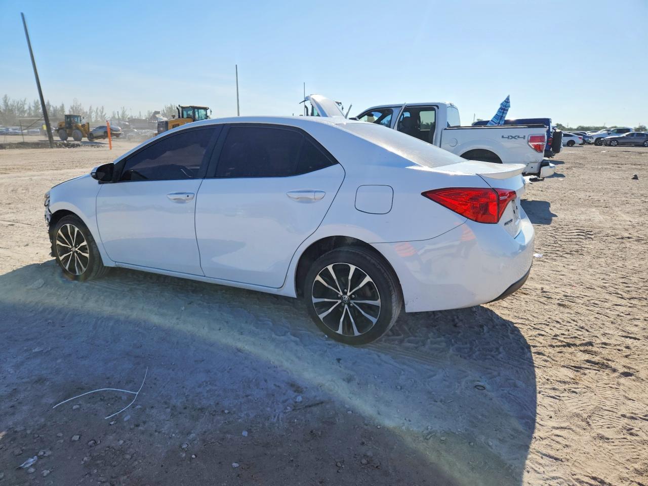 2018 TOYOTA COROLLA SE — снимка 2