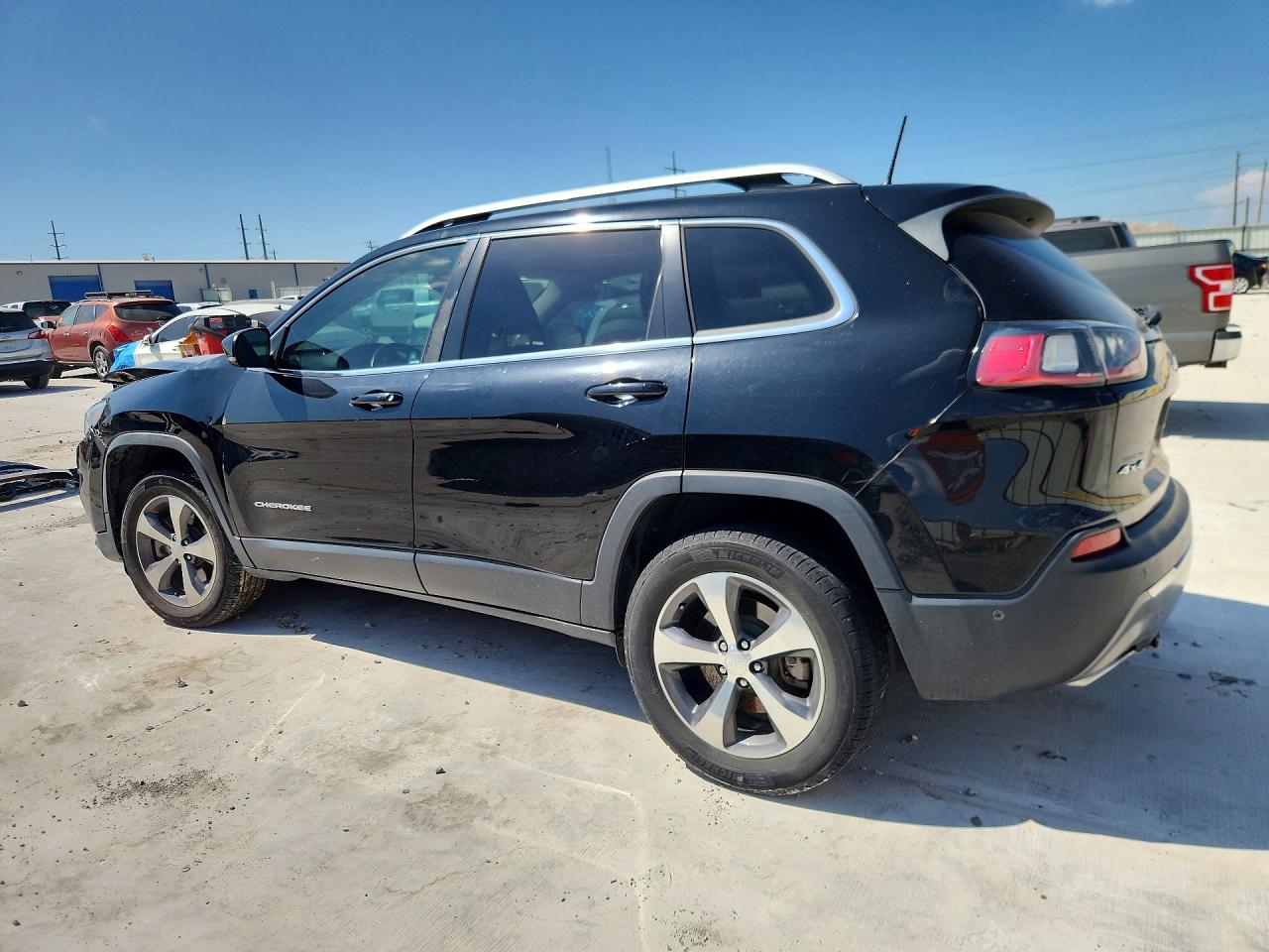 2019 JEEP CHEROKEE LIMITED — снимка 2