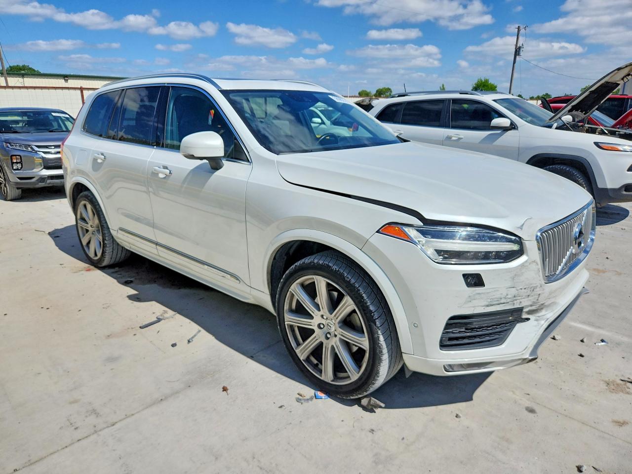 2017 VOLVO XC90 T6 — снимка 4
