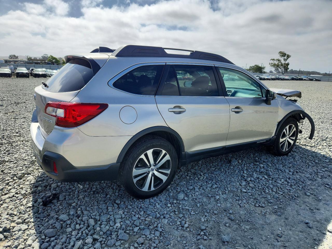 2019 SUBARU OUTBACK 2.5I LIMITED — снимка 3