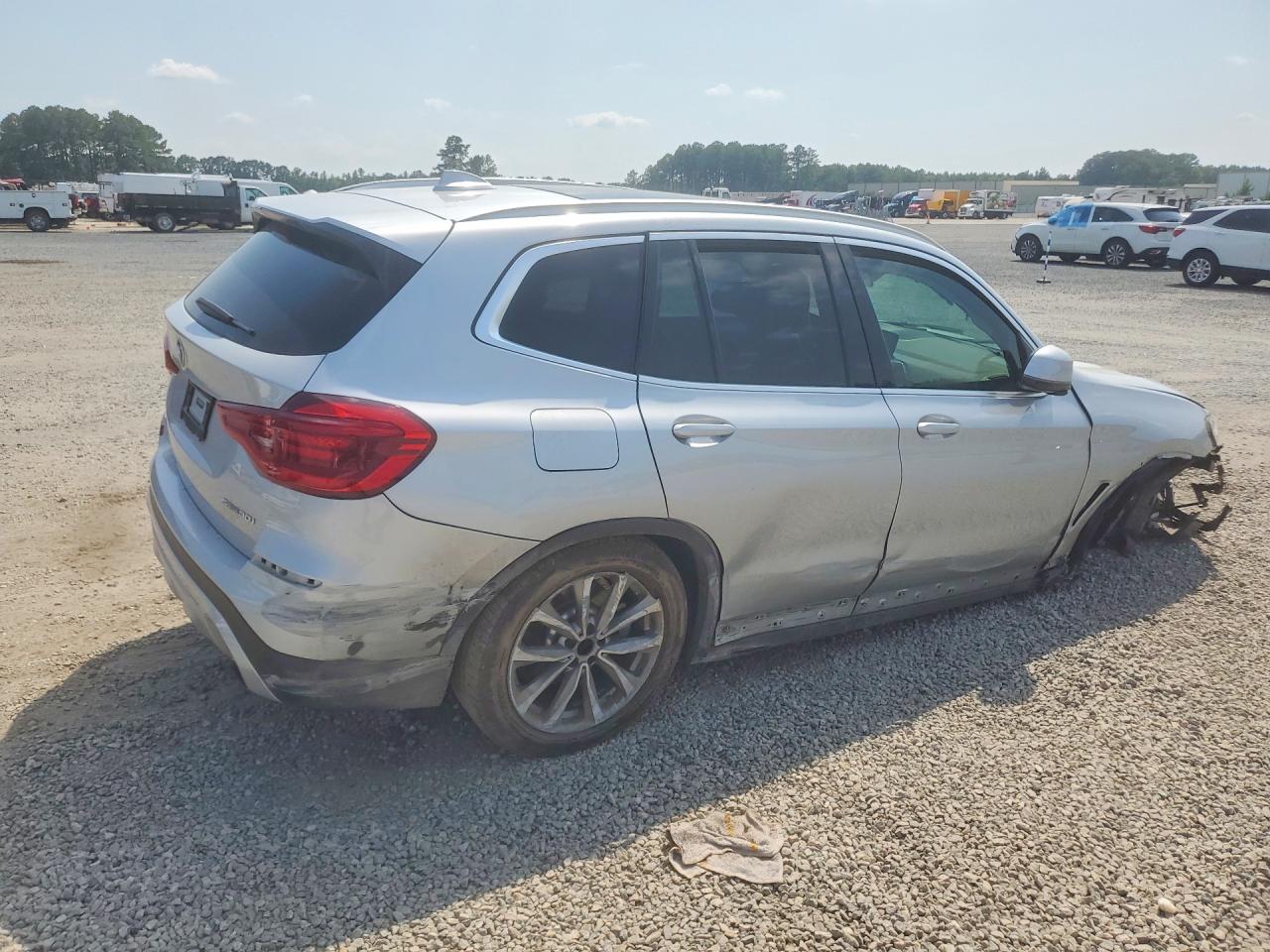 2019 BMW X3 SDRIVE30I — снимка 3