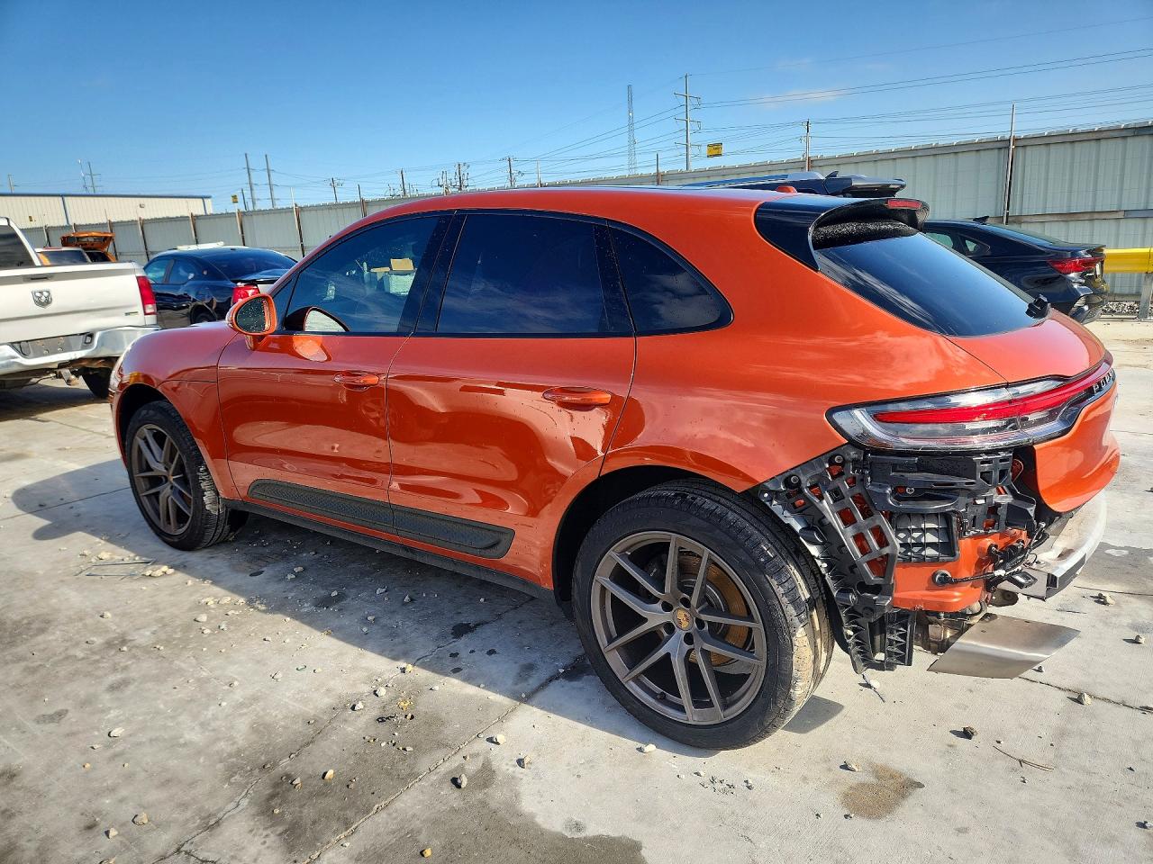 2023 PORSCHE MACAN BASE — снимка 2