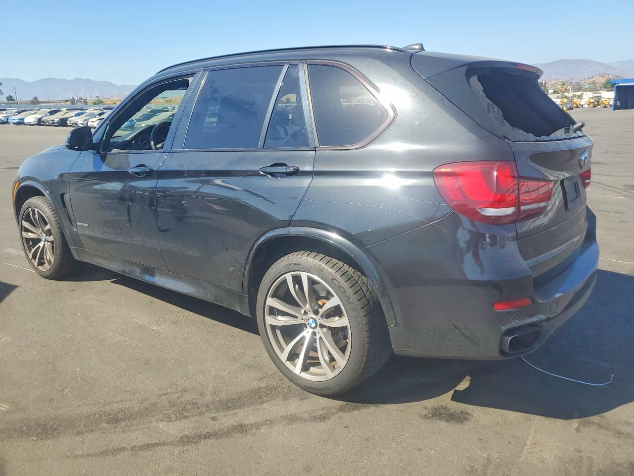 2015 BMW X5 XDRIVE50I — снимка 2