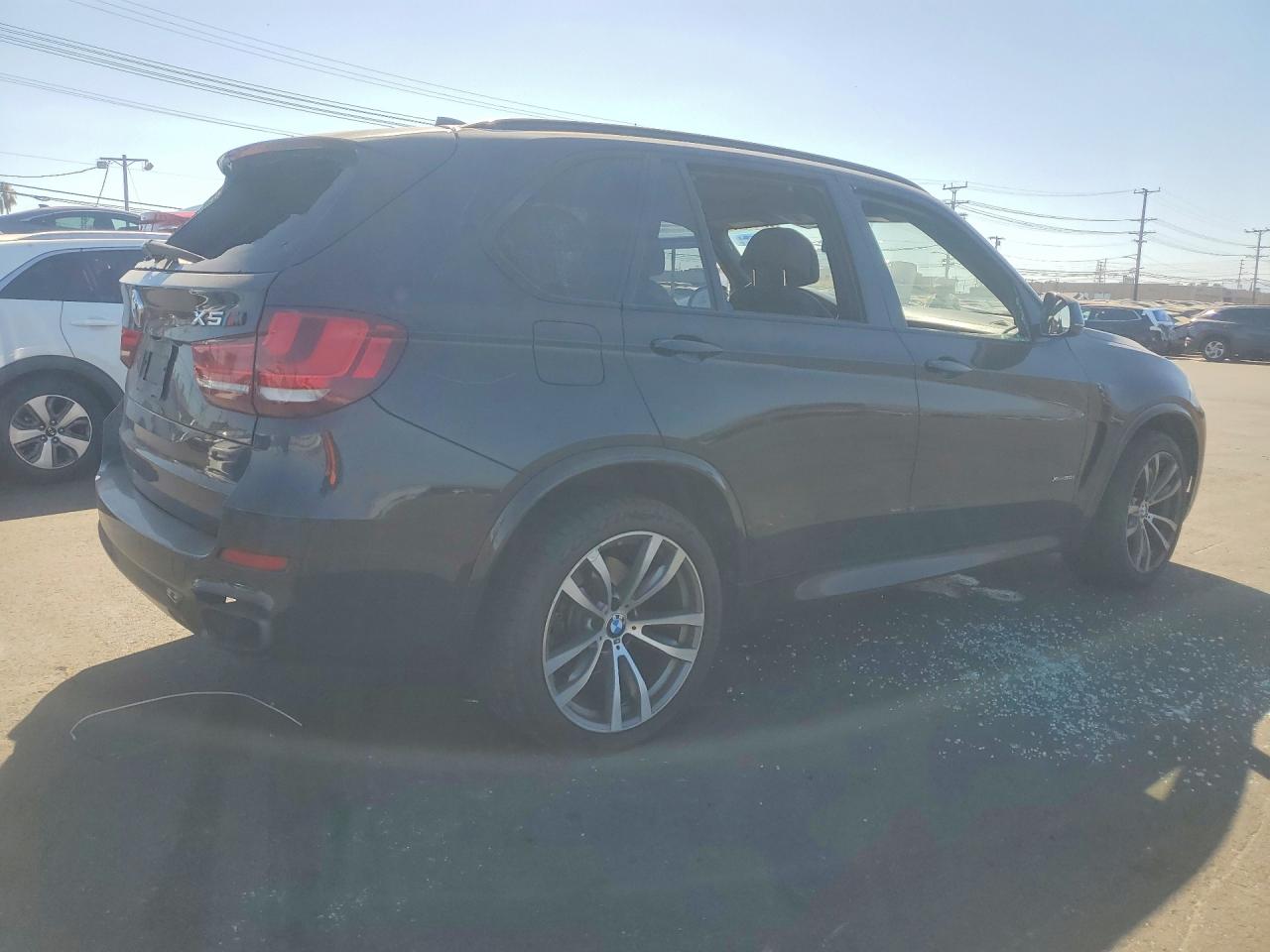2015 BMW X5 XDRIVE50I — снимка 3