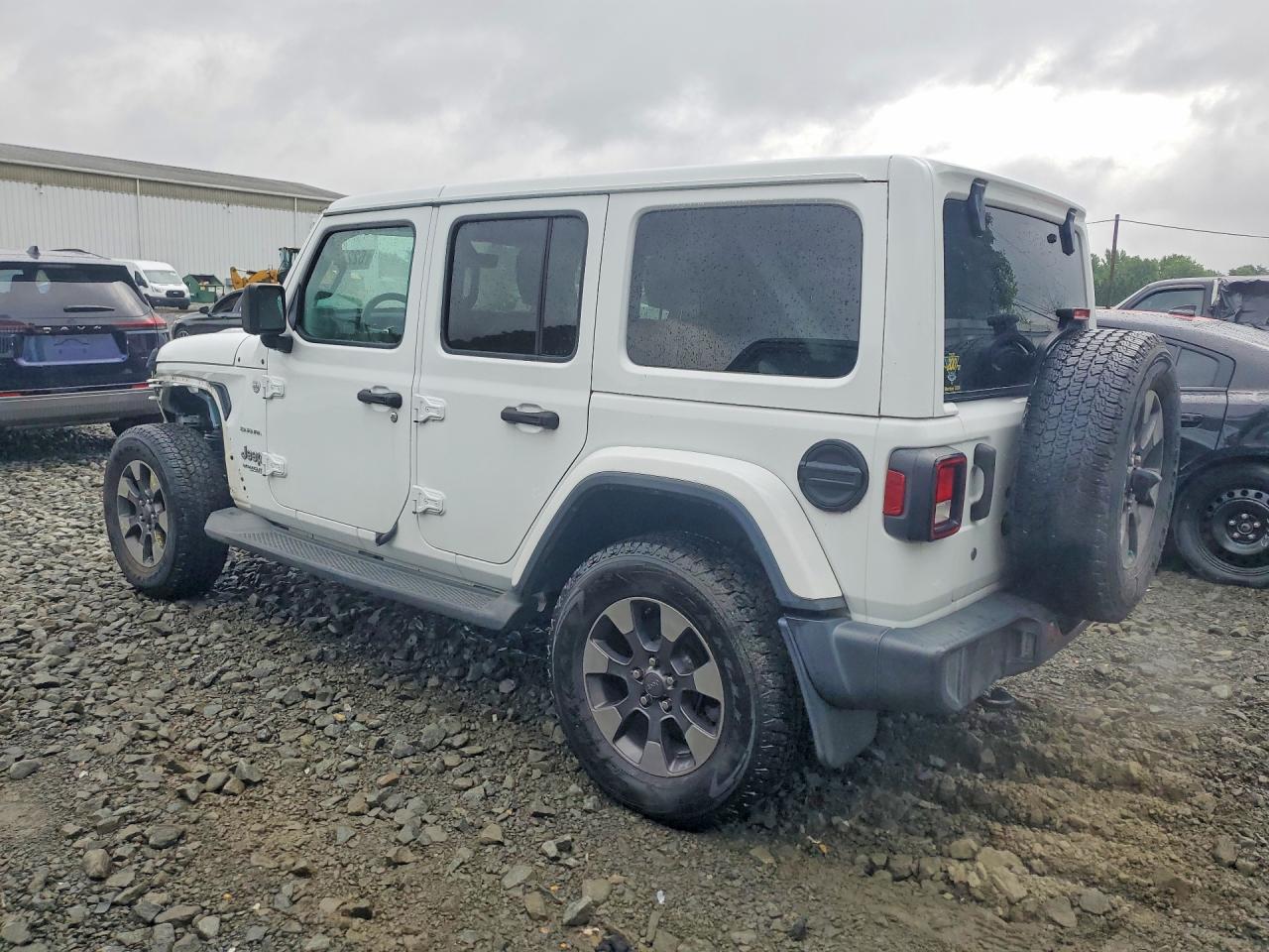 2018 JEEP WRANGLER UNLIMITED SAHARA — снимка 2