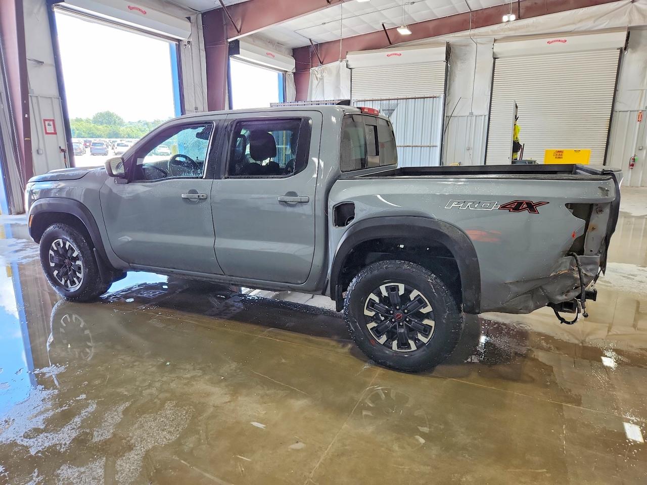 2024 NISSAN FRONTIER PRO-4X — снимка 2