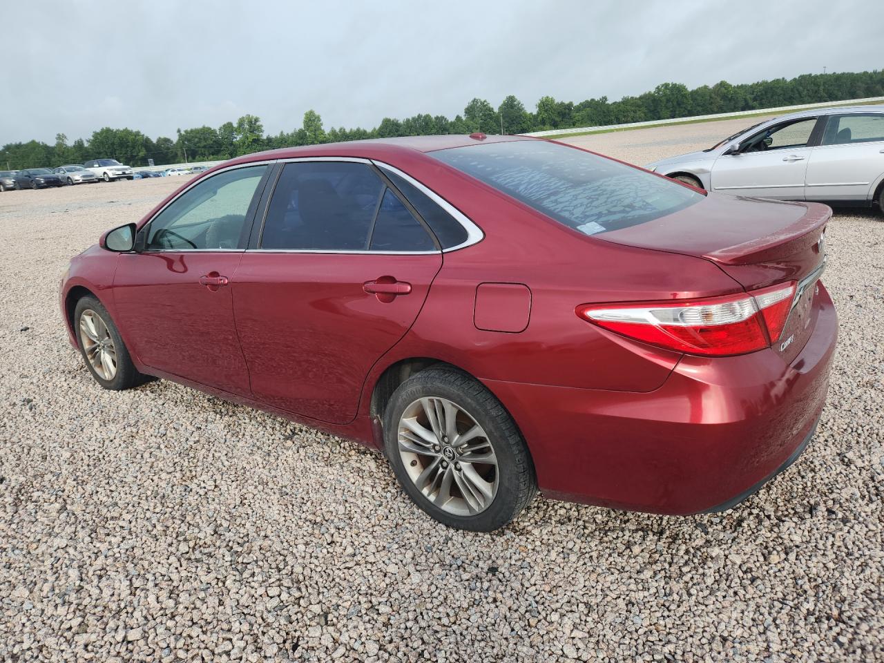 2015 TOYOTA CAMRY SE — снимка 2