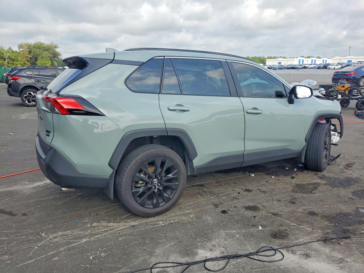 2023 TOYOTA RAV4 XLE PREMIUM — снимка 3