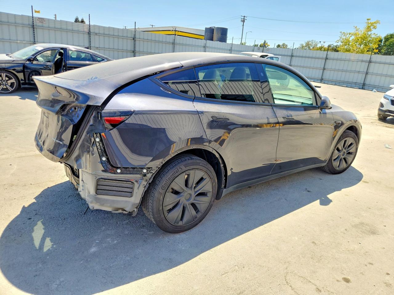 2024 TESLA MODEL Y — снимка 3