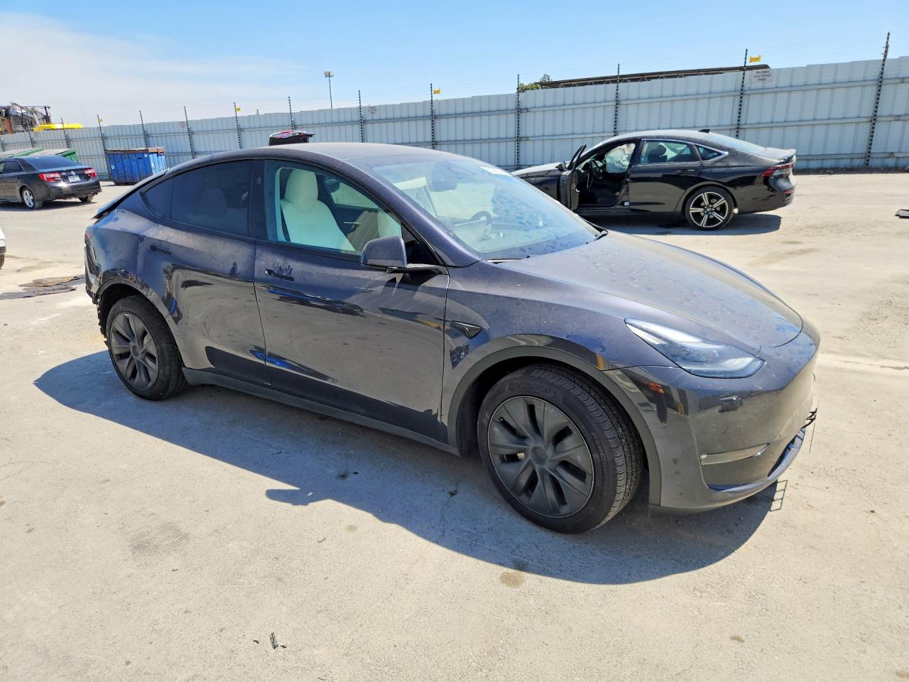 2024 TESLA MODEL Y — снимка 4