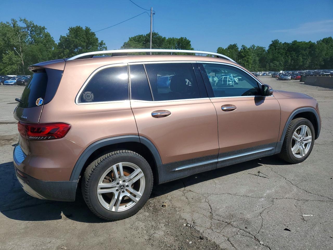 2021 MERCEDES-BENZ GLB 250 4MATIC — снимка 3