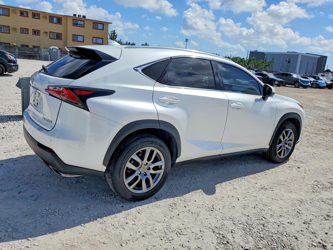 2015 LEXUS NX 200T — снимка 3