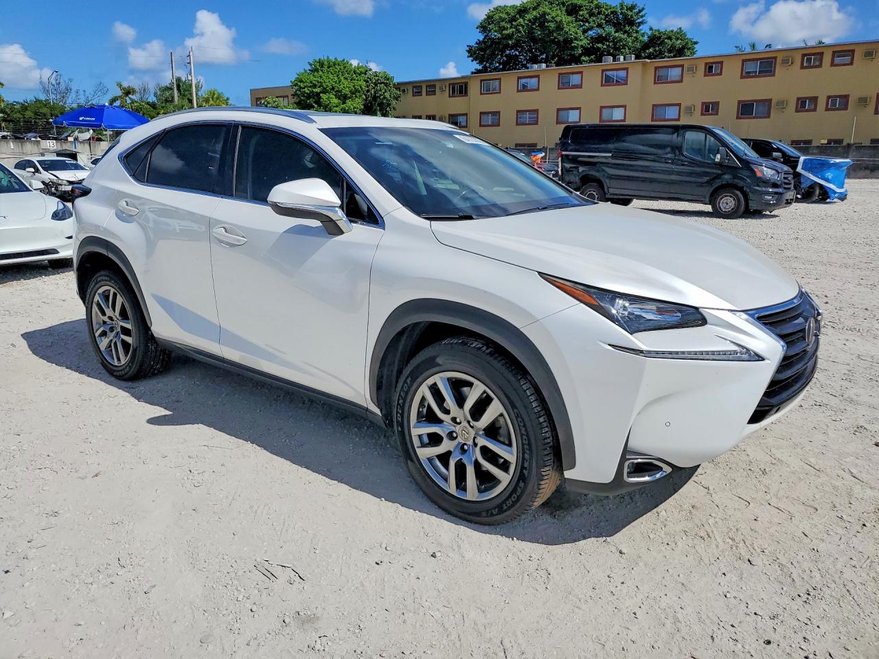 2015 LEXUS NX 200T — снимка 4