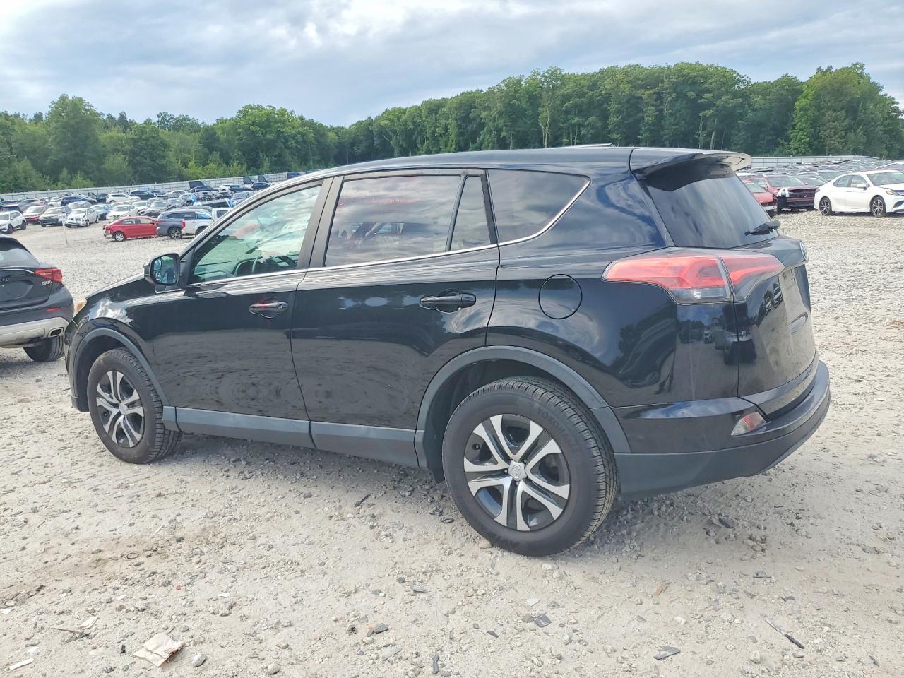 2018 TOYOTA RAV4 LE — снимка 2