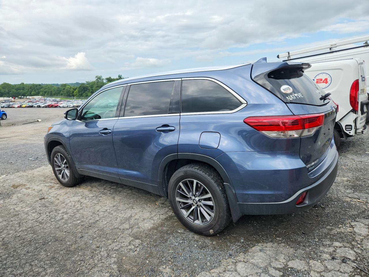 2019 TOYOTA HIGHLANDER XLE — снимка 2