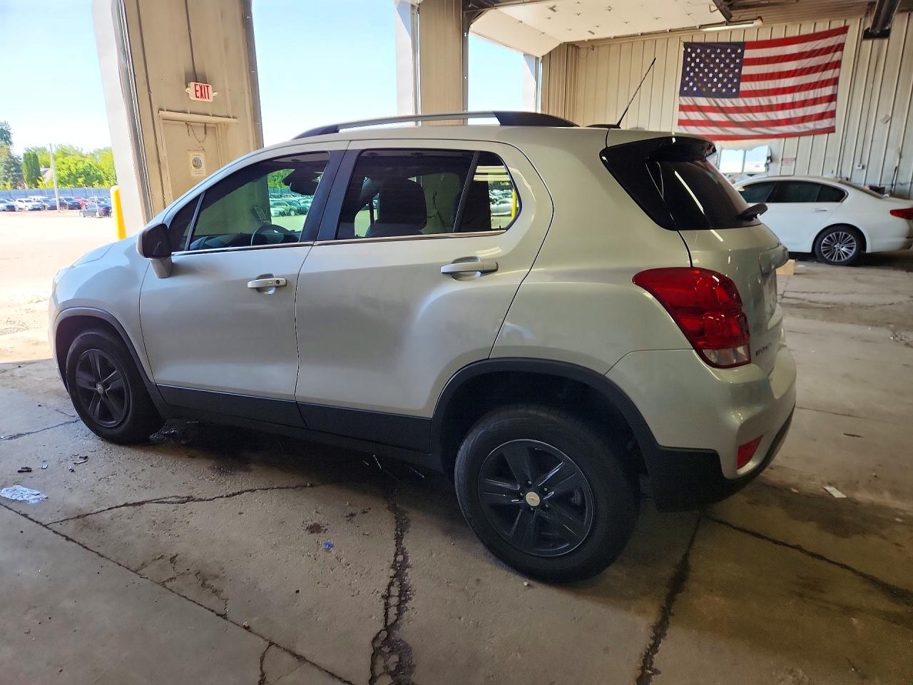 2020 CHEVROLET TRAX 1LT — снимка 2