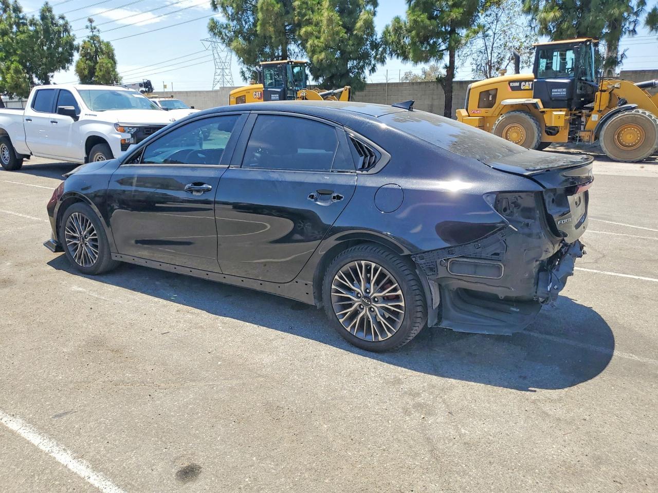 2023 KIA FORTE GT LINE — снимка 2