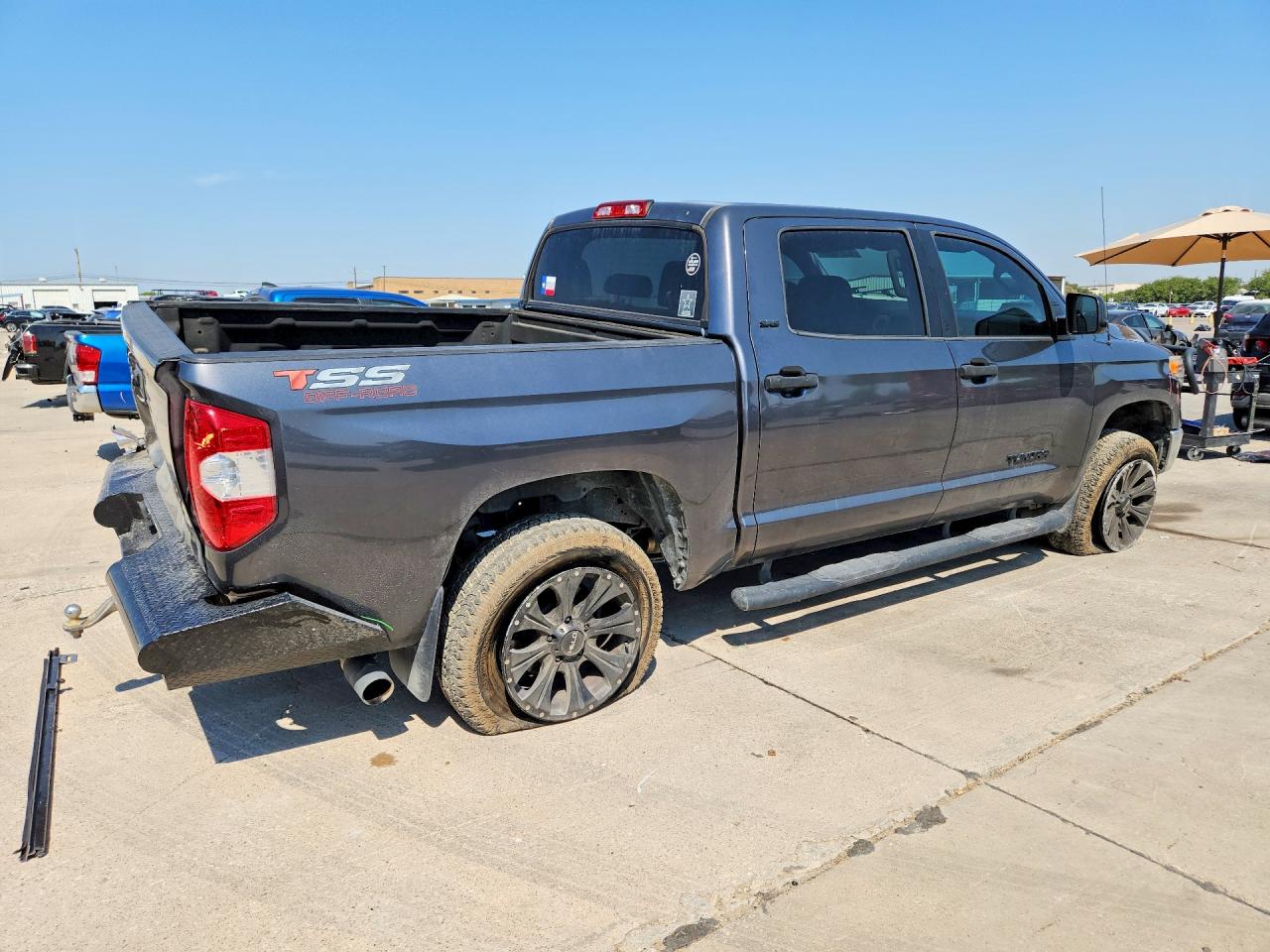 2017 TOYOTA TUNDRA CREWMAX SR5 — снимка 3