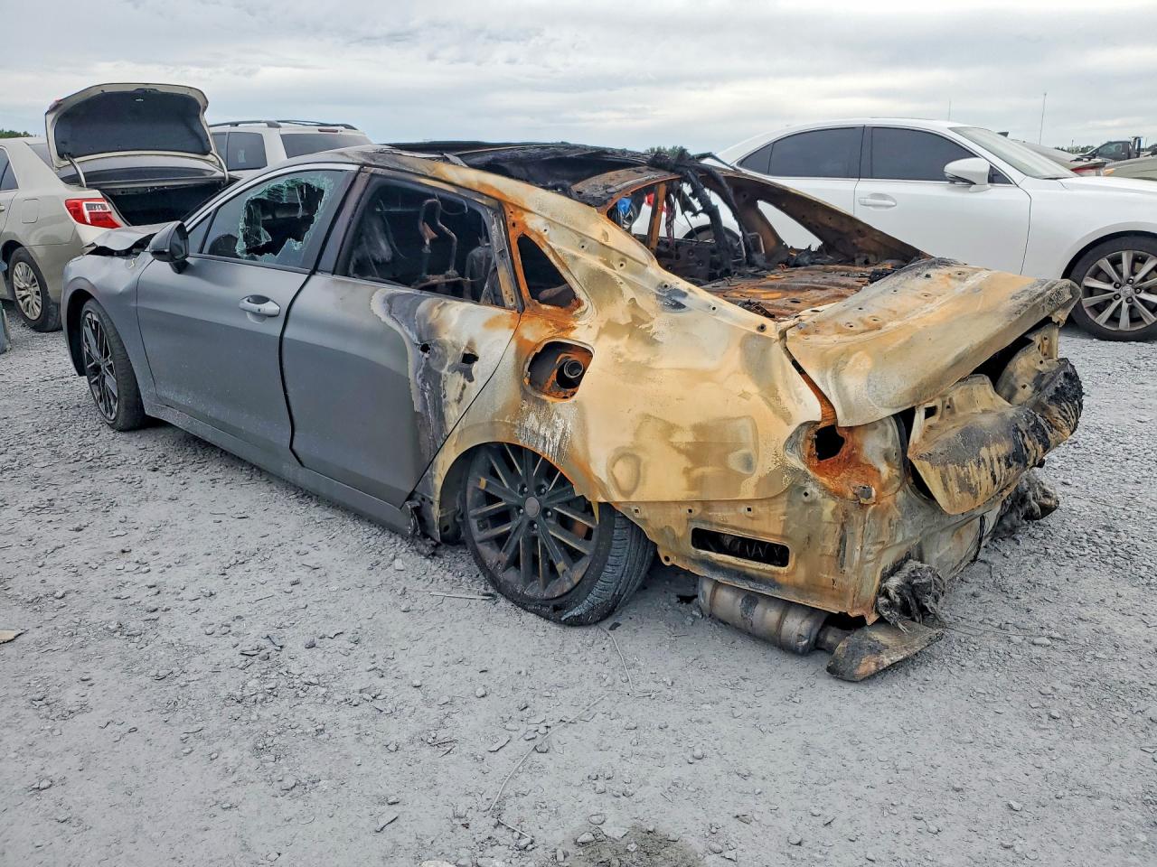 2025 KIA K5 GT — снимка 2