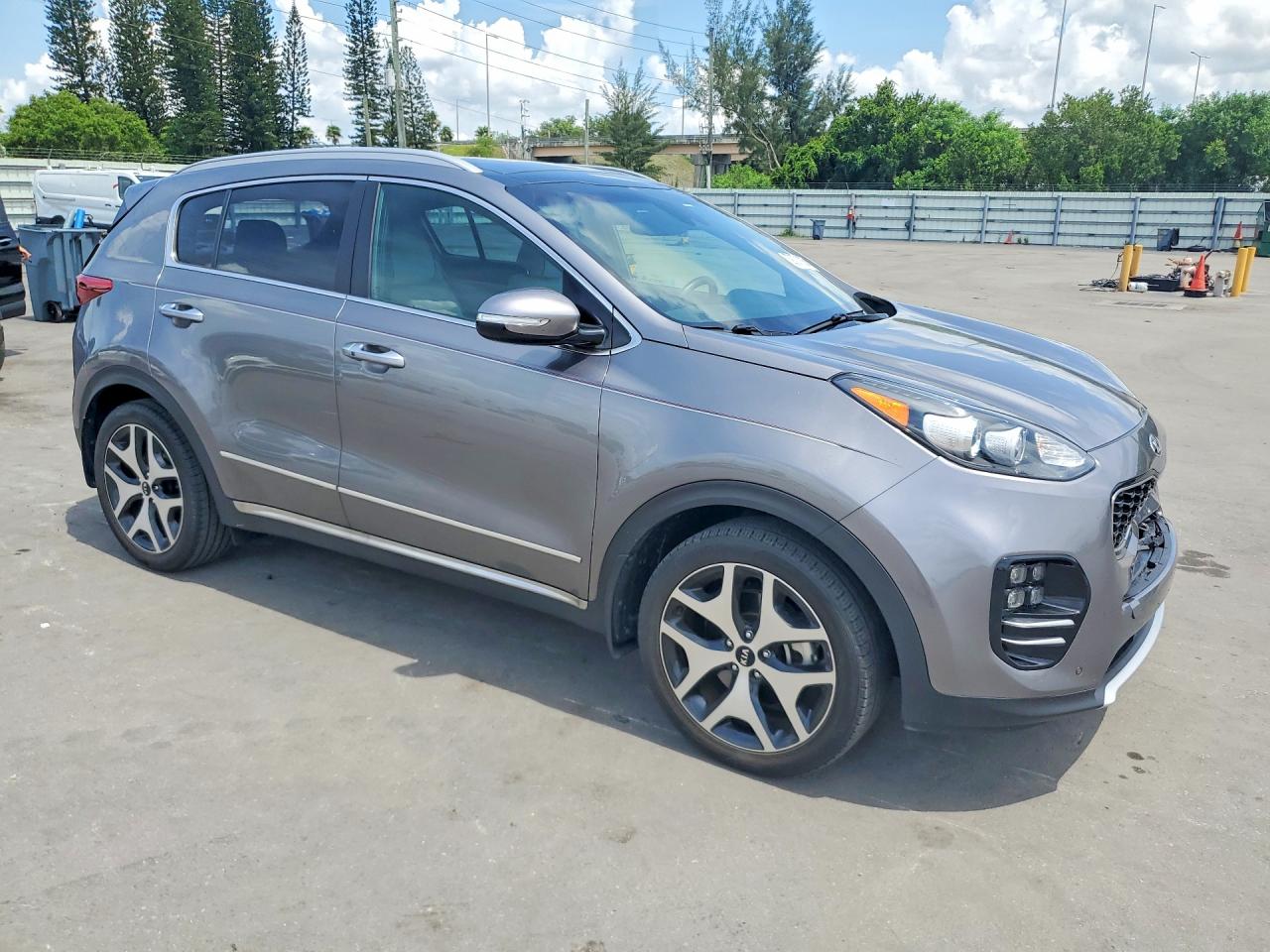 2017 KIA SPORTAGE SX — снимка 4