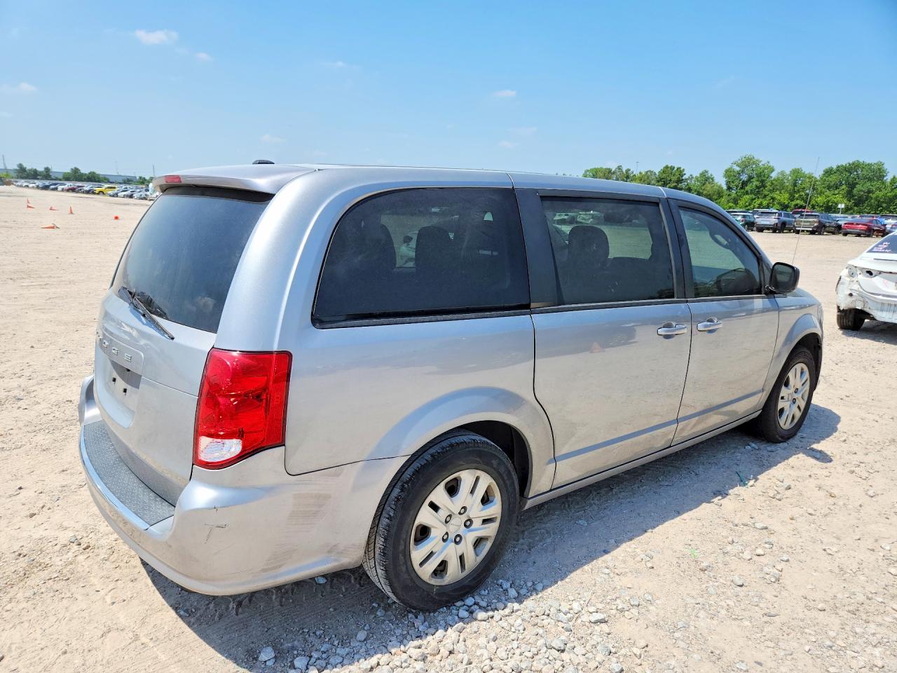 2018 DODGE GRAND CARAVAN SE — снимка 3