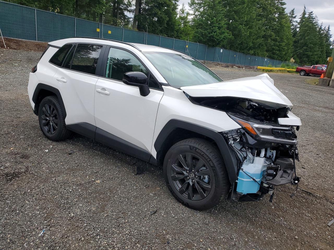 2026 TOYOTA RAV4 XLE PREMIUM — снимка 4