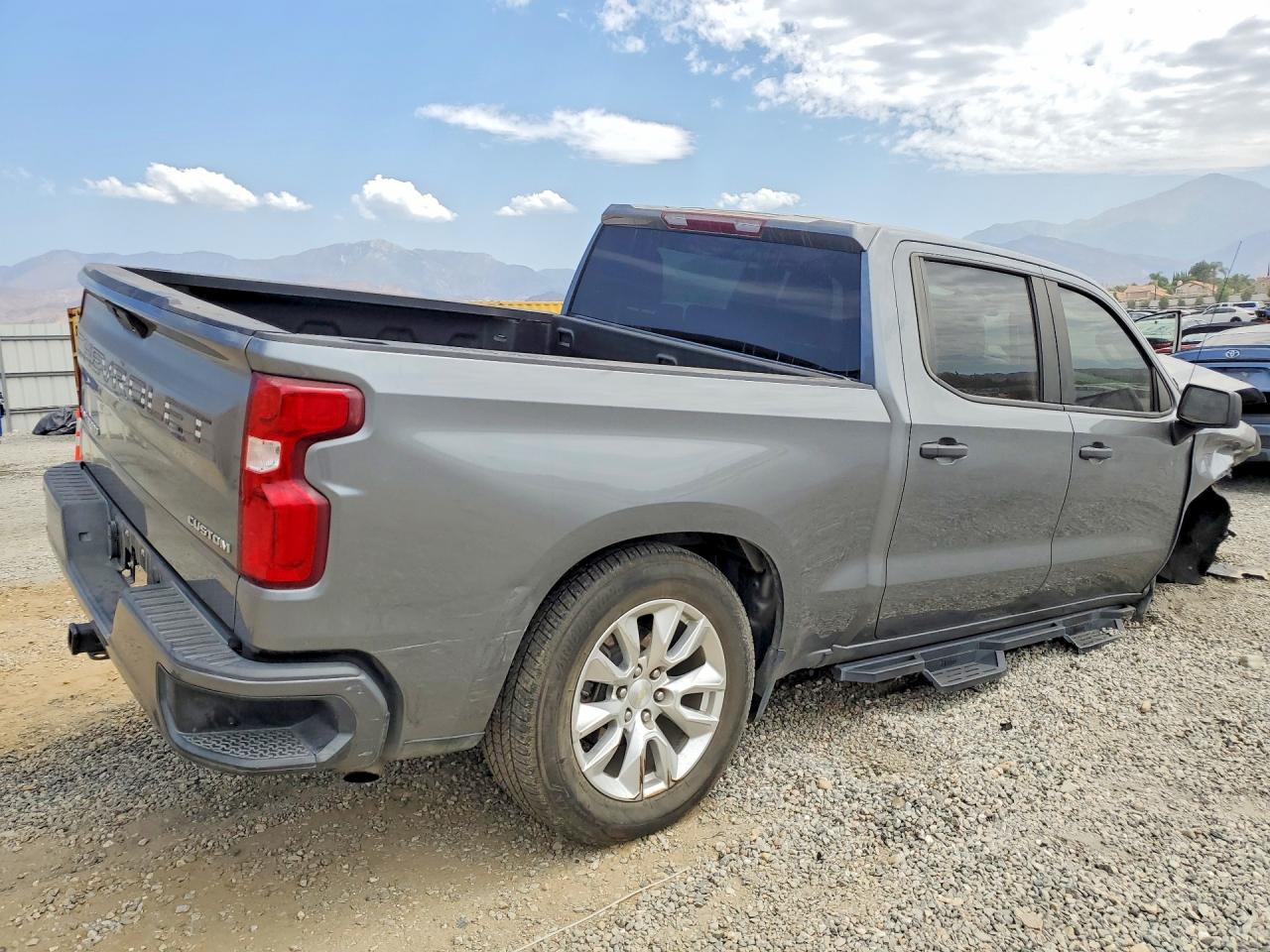 2021 CHEVROLET SILVERADO C1500 CUSTOM — снимка 3