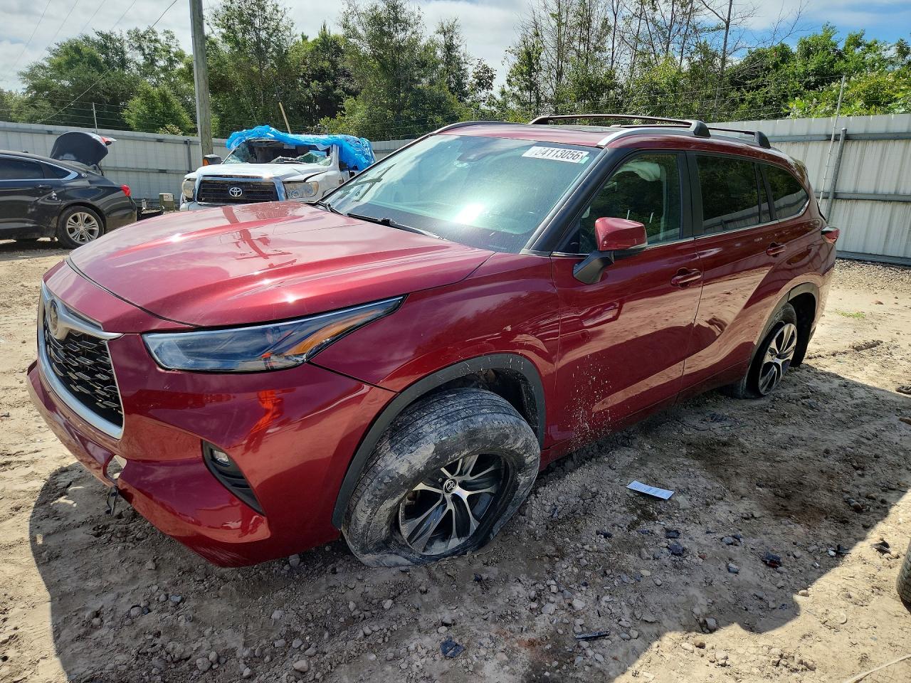 2023 TOYOTA HIGHLANDER XLE