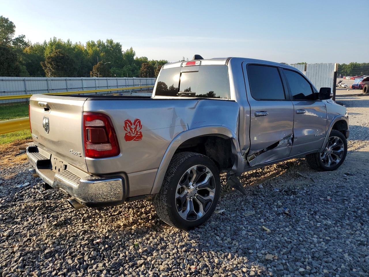 2019 RAM 1500 LARAMIE — снимка 3