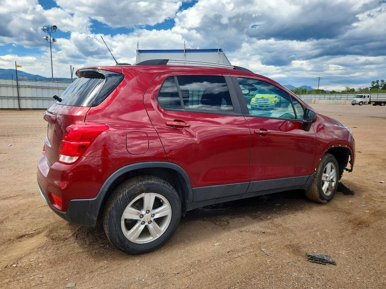 2021 CHEVROLET TRAX 1LT — снимка 3