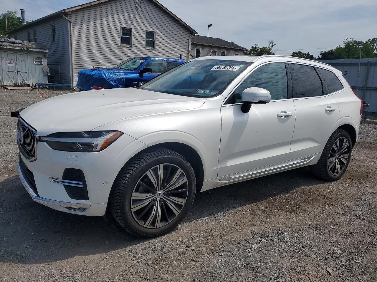2022 VOLVO XC60 B6 INSCRIPTION