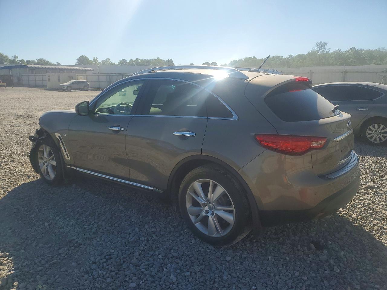 2015 INFINITI QX70 BASE — снимка 2