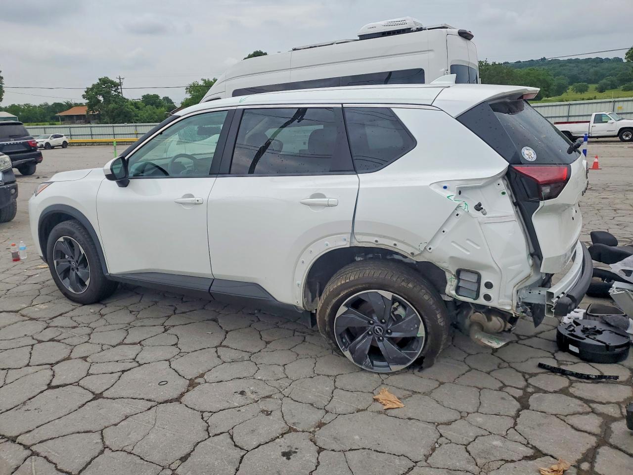 2024 NISSAN ROGUE SV — снимка 2