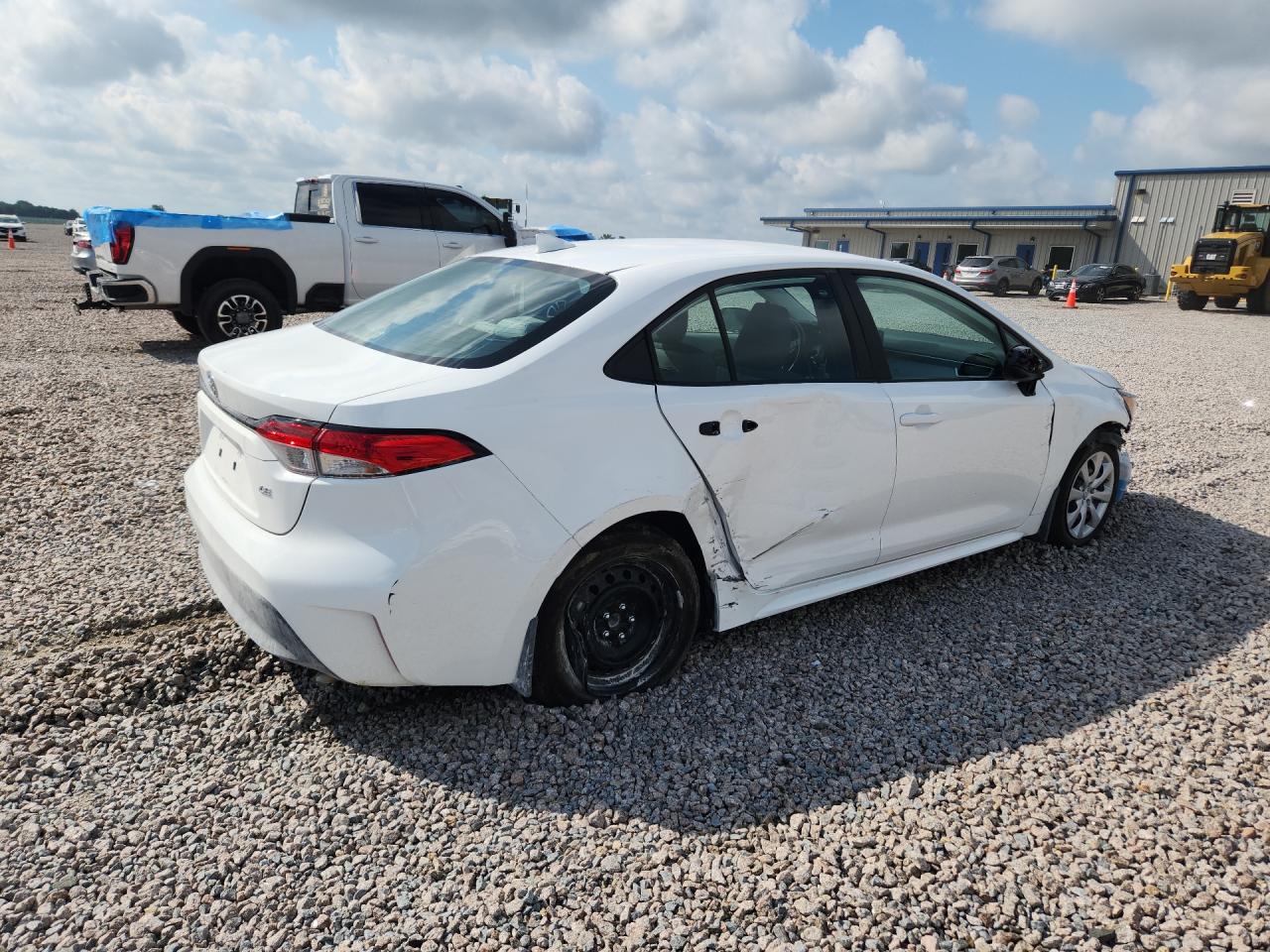 2025 TOYOTA COROLLA LE — снимка 3