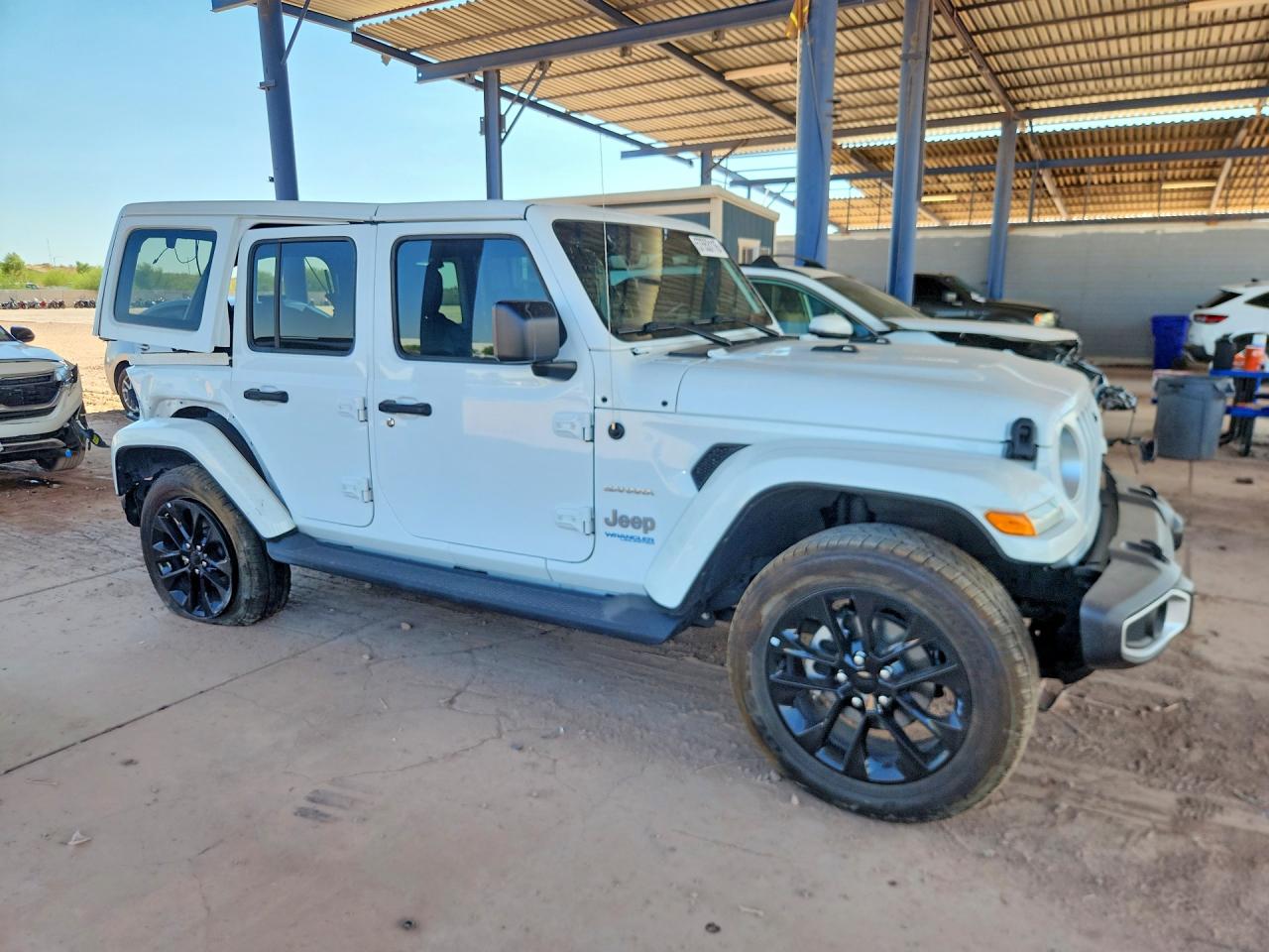 2021 JEEP WRANGLER UNLIMITED SAHARA 4XE — снимка 4