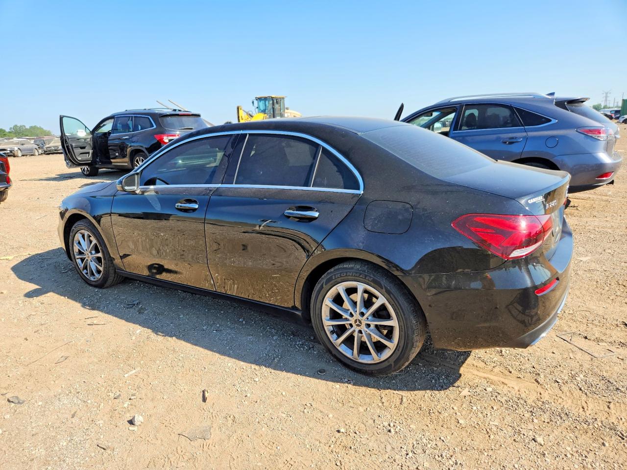 2019 MERCEDES-BENZ A 220 4MATIC — снимка 2