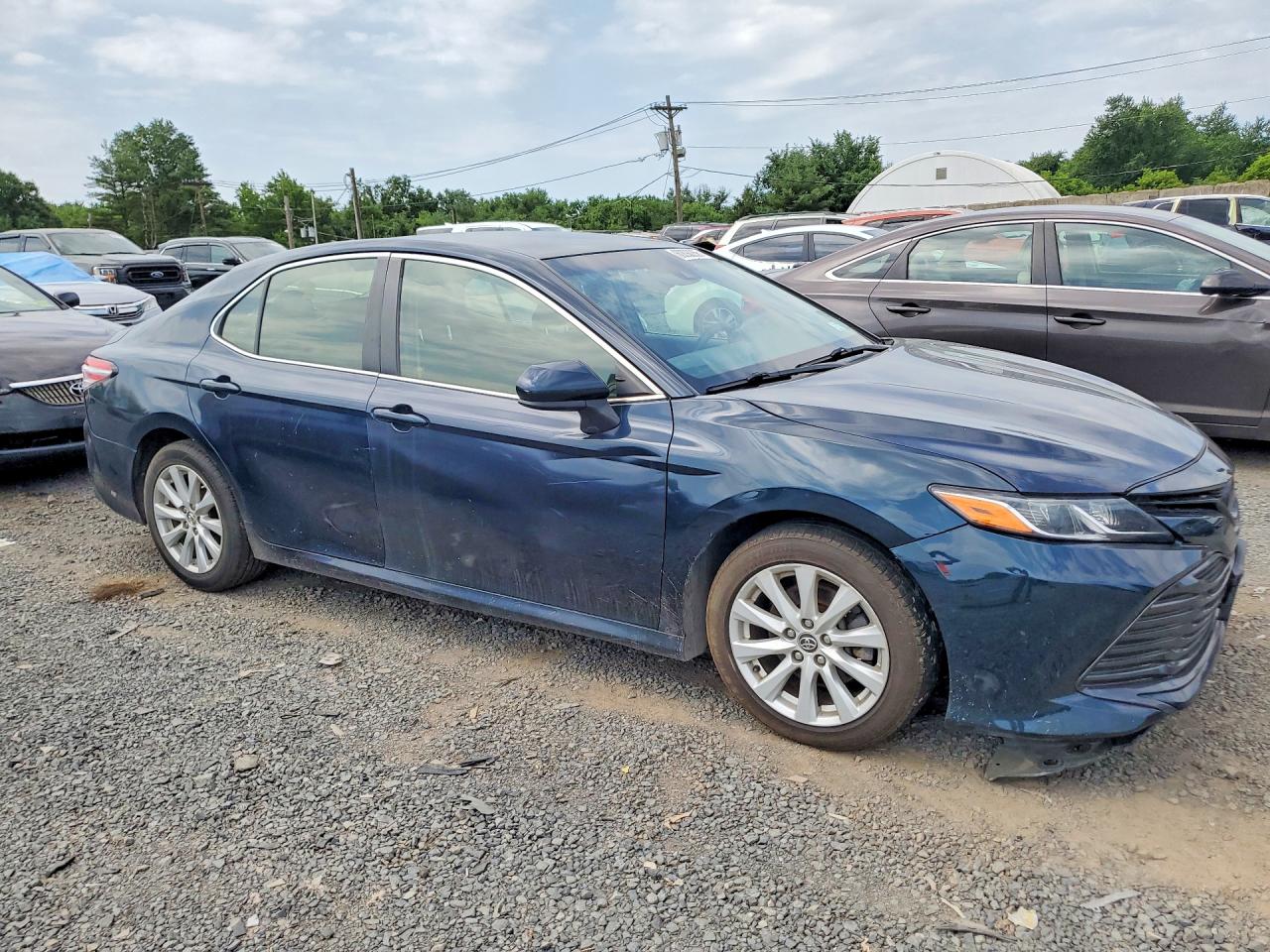 2018 TOYOTA CAMRY LE — снимка 4