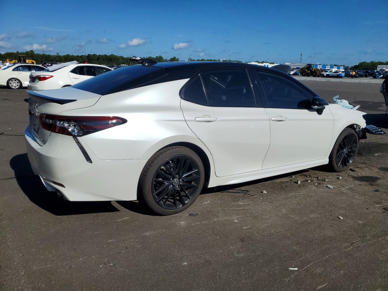 2023 TOYOTA CAMRY XSE — снимка 3