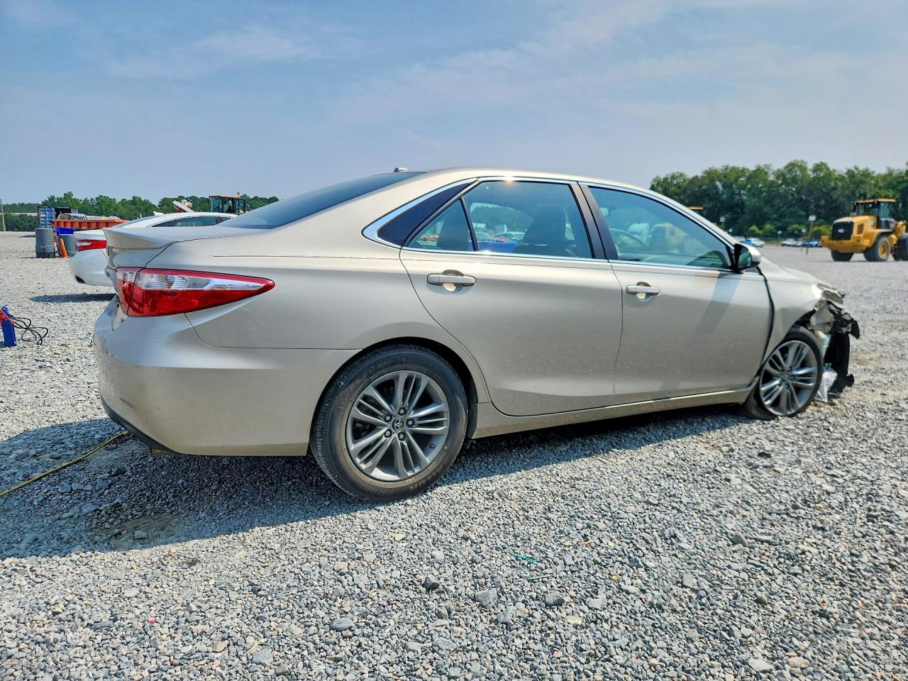 2015 TOYOTA CAMRY SE — снимка 3
